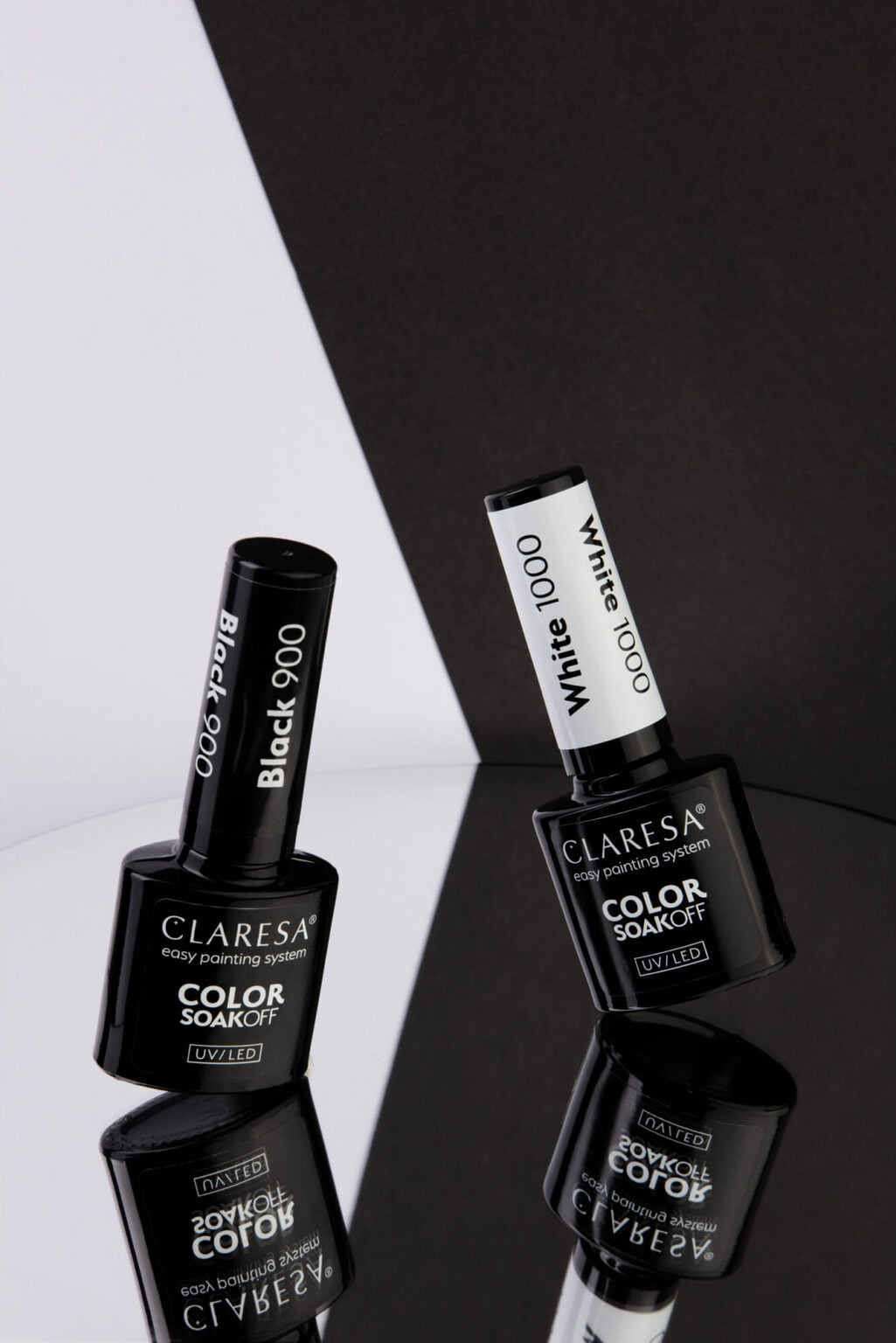 biało czarna aranżacja dla hybryd firmy Claresa fotografia reklamowa
