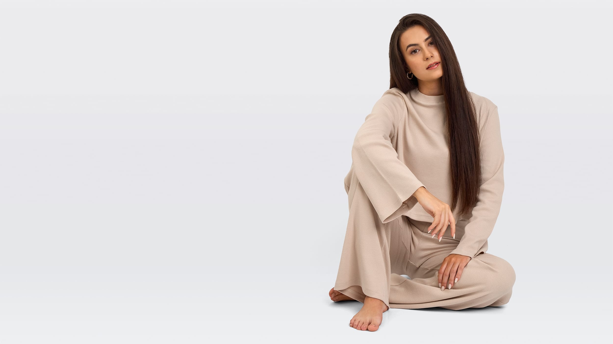 Portfolio 6 fotografia-packshot-baner-w-studio-odziez-z-modelka-332-baner