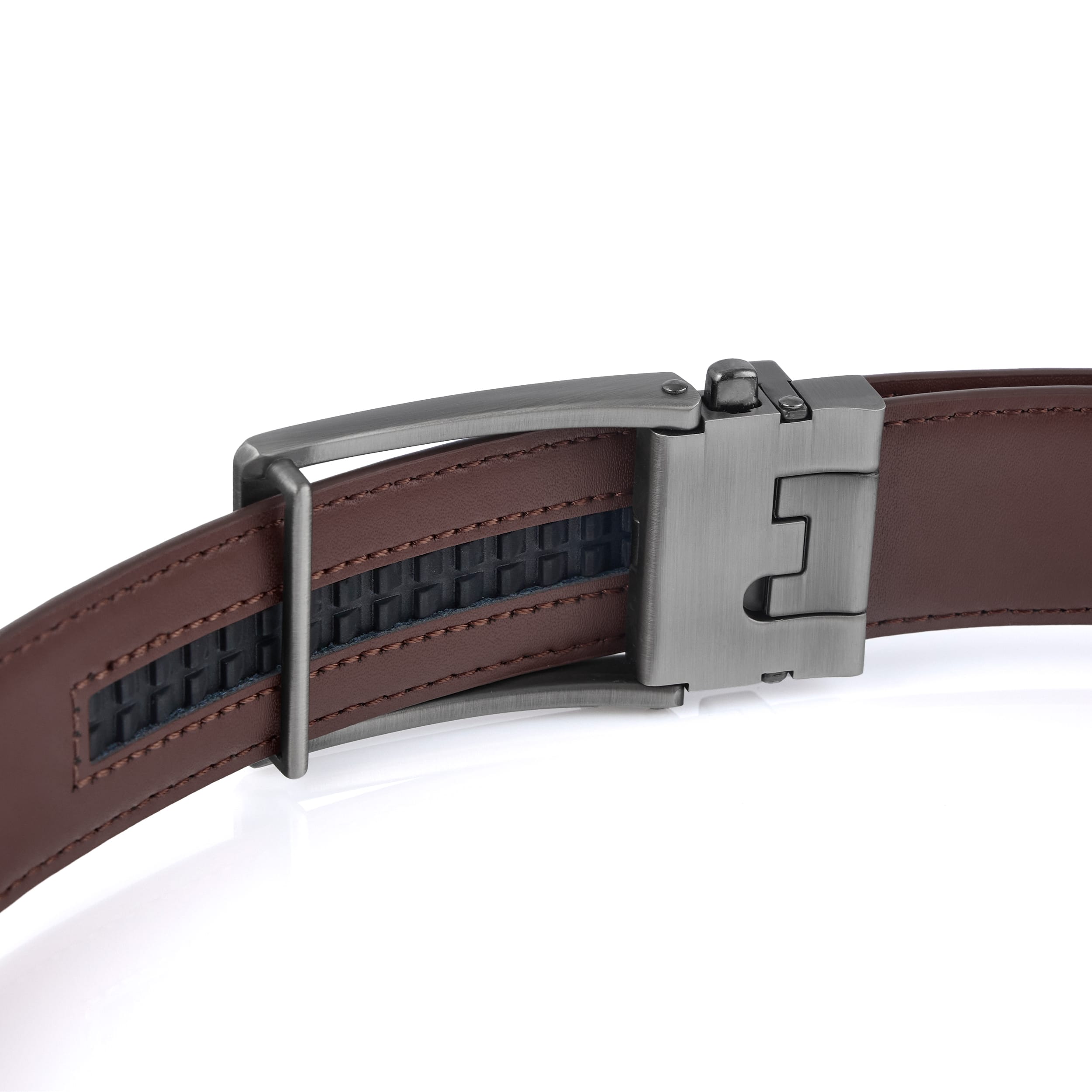 fotografia-produktowa-packshot-w-studio-pasek-ciemny-braz-3